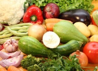 Jak zagęścić sos jogurtem?